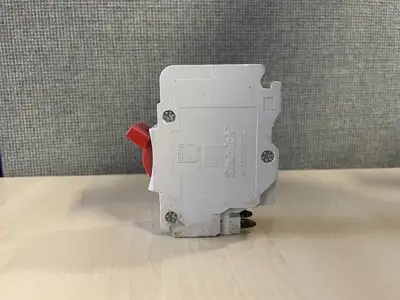 20 Amp, 2 Pole, 120/240 volts Circuit Breaker NC220