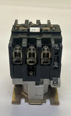 Used TELEMECANIQUE LC1-D403H7 PLC Contactors Ohio US | Surplus Asset Holdings #1239796