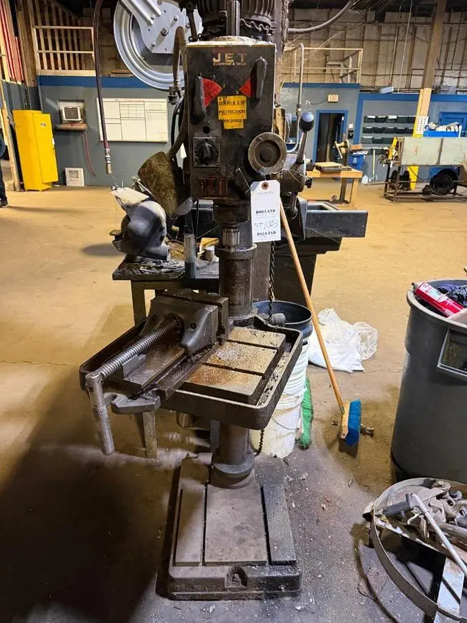 JET EQUIPMENT & TOOLS DRILL PRESS WITH VISE MA
