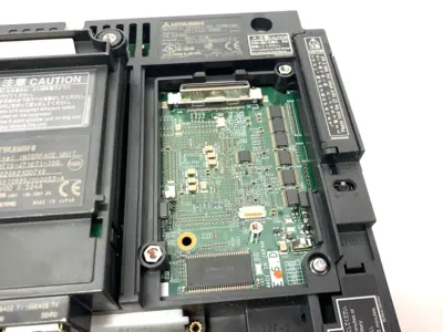 USED MITSUBISHI ELECTRIC GRAPHIC OPERATION HMI TERMINAL GOT1000 W/ GT15-J71E71-100