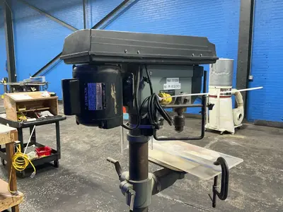 Used DELTA 17900 Heavy Duty & Sensitive Single Spindle Drills Ohio US | HGR 24 #1404781