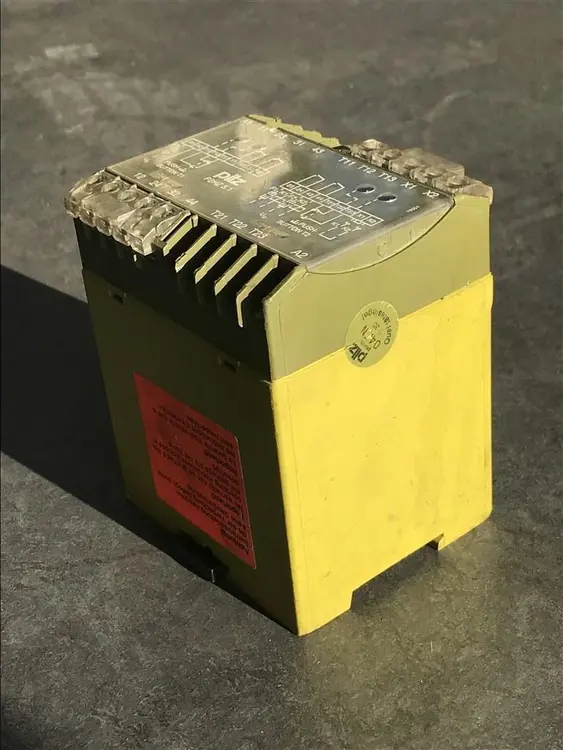 Used PILZ P2HZ/5.1 Misc Electrical & Power Parts BE | Apt International N.V #363862