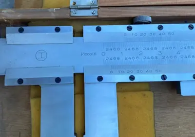 Vernier Caliper 0-60" x 1/1000" Wooden Case Heavy Duty