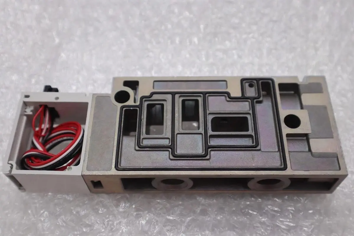 SMC VVQ4000-1A-F1-03N GENUINE #S-338