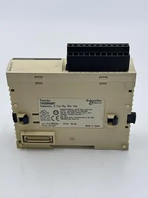 Used SCHNEIDER ELECTRIC SCHNEIDER ELECTRIC TWIDO TWDDRA8RT 240VAC/30VDC 2A Misc Electrical & Power Parts | ND Industrial Surplus #1215445