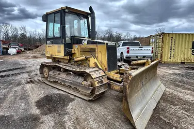 Used 2001 CATERPILLAR D5C Bulldozers Pennsylvania US | Proxy Equipment #1377711
