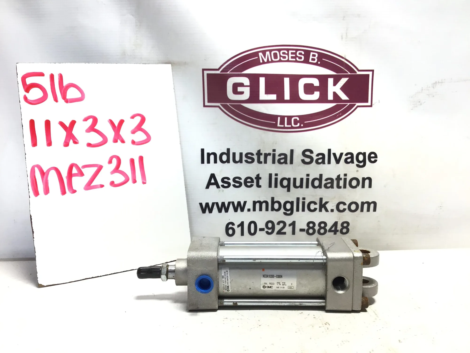 SMC PNEUMATIC CYLINDER NCDA1X200-0300N 250psi