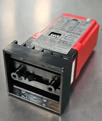 Red Lion Controls PRS1-0011 Plug-In Speed Switch Loc3C42