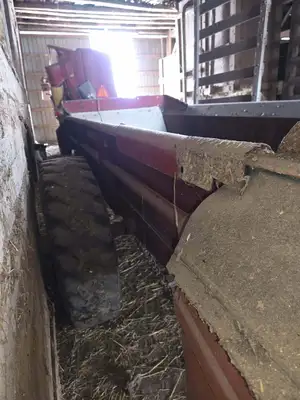 NEW HOLLAND 165 Manure Spreaders | Iron Listing (30)