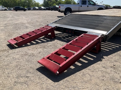 2001 Towmaster TG-20 Equipment Trailer Flat Bed Trailer