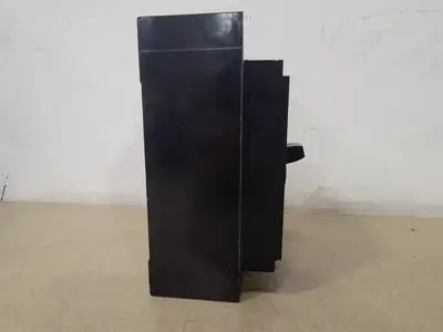 USED SQUARE D Q2L3225H