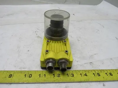 Cognex 800-5870-1A In-Sight 00A REV A 24VDC Fujinon 1:1.2/6mm DF6HA-1B Camera