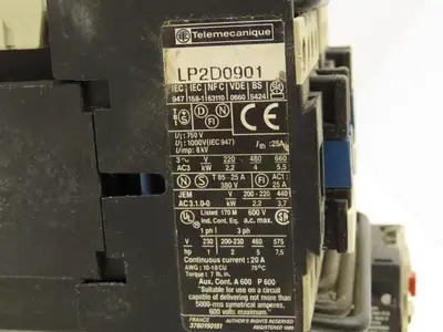 Telemecanique LP2D0901 Reversing Contactor With Overload 3 Ph 7.5Hp 20A 600V