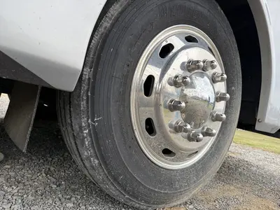 Used 2002 AIRSTREAM LAND YACHT XL396 Campers, Caravans, Motorhomes Kentucky US | Proxy Equipment #1385122