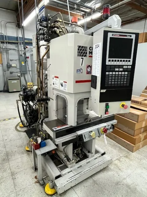 Used 2005 CINCINNATI V30 Injection Molding Machines California US | Machinery Network #519346
