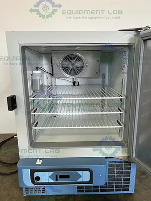 USED THERMO FISHER REL404A20 HIGH PERFORMANCE UNDER COUNTER REFRIGERATOR 4.9 CF, 4°C