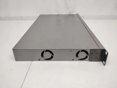 USED Netgear GS752TXS