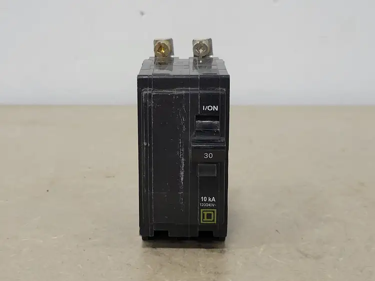 Used SQUARE D QOB230 Switchgears British Columbia CA | Lenmark #240197