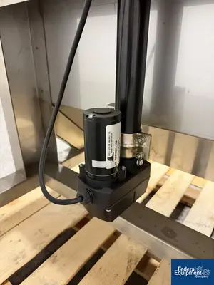 Used Accutek Accutek Spindel Cap Retorquer Cappers Ohio US | Federal Equipment Company #1337955