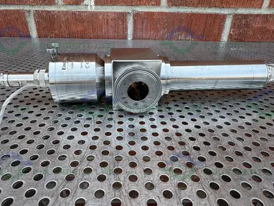 USED ENDRESS+HAUSER OUSAF44-B1A1 UV ABSORPTION SENSOR W/OUA260-AA1E07B1A3A PHOTOMETER