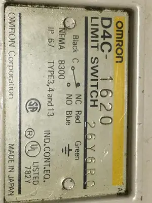 USED OMRON D4C-1620