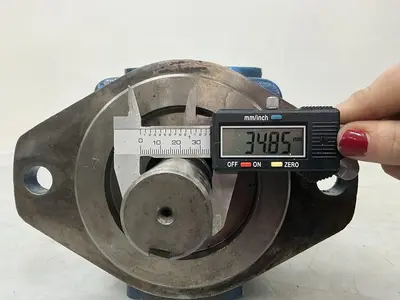 USED VICKERS 35VTBS30AM 22033AA