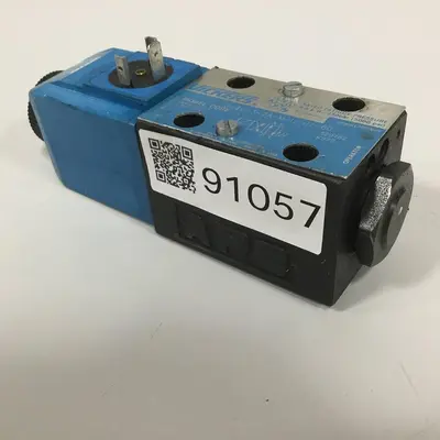 USED VICKERS DG4V-3-2A-M-U-H7-60