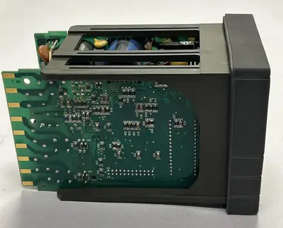 USED HONEYWELL DC330BK000010000000000