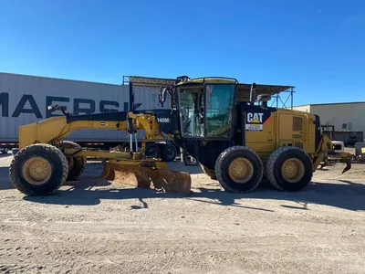 2011 Caterpillar 140M2