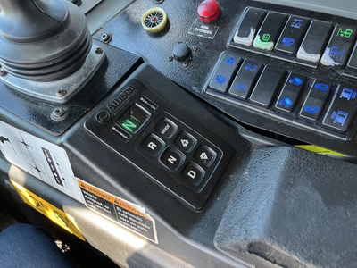 USED 2018 MACK LR613 REFUSE
