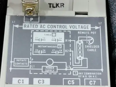 NEW ALLEN-BRADLEY 700-RTR00N000A1