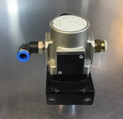 SMC AR30K-F02G Air Regulator 6D