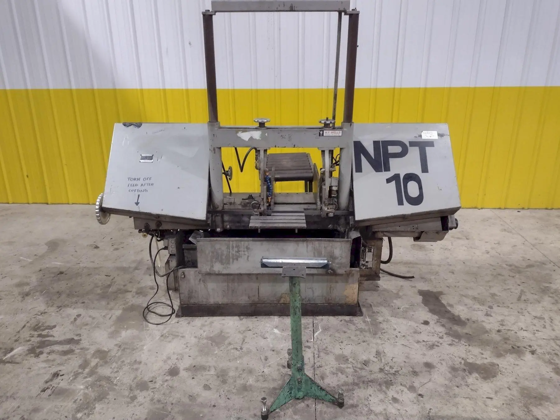 22" X 32" W.F. WELLS HORIZONTAL BANDSAW. STOCK #0133025