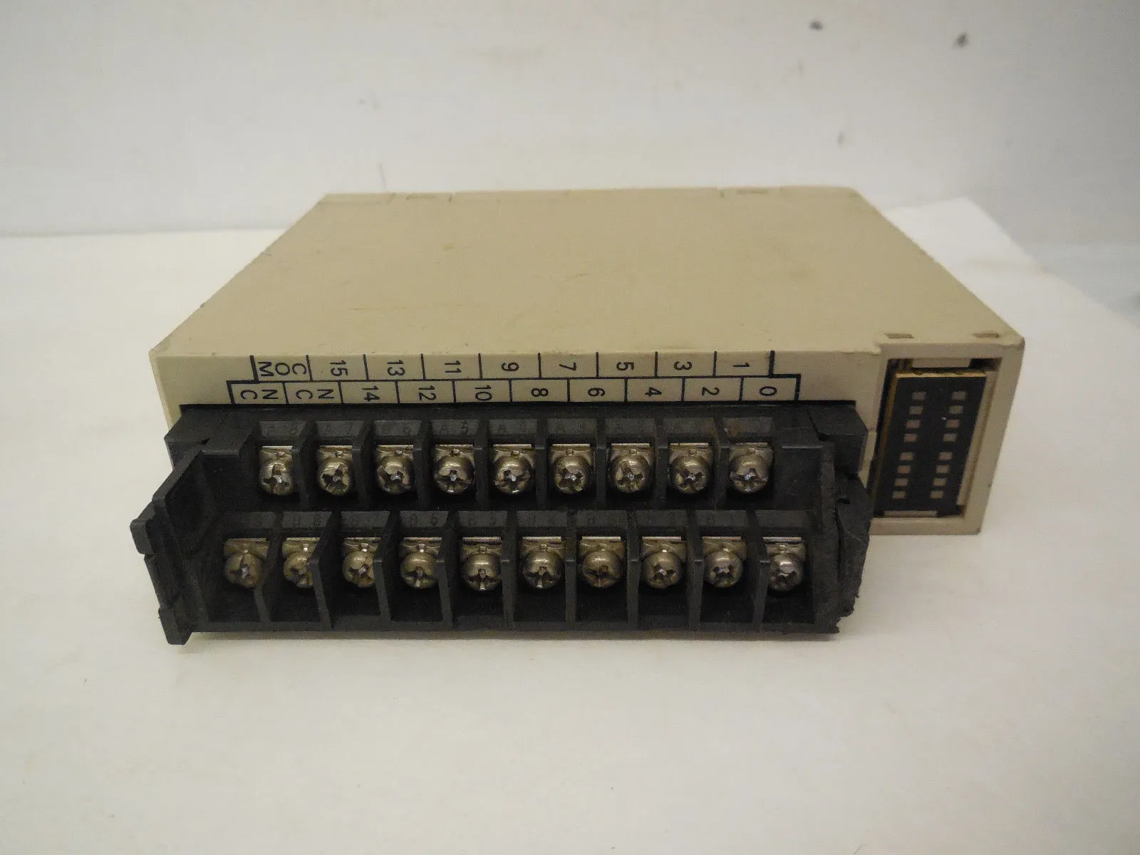 OMRON C200H-IA INPUT UNIT C200HIA