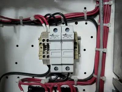 Used EATON SVX025A1-5A4N1 Switchgears British Columbia CA | Lenmark #240124