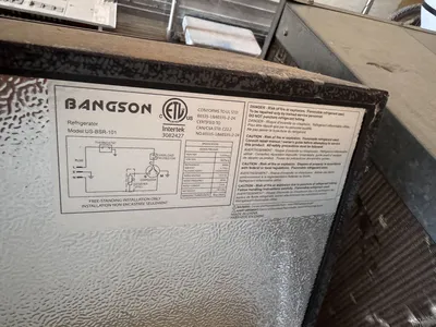 USED BANGSON MINI FRIDGE