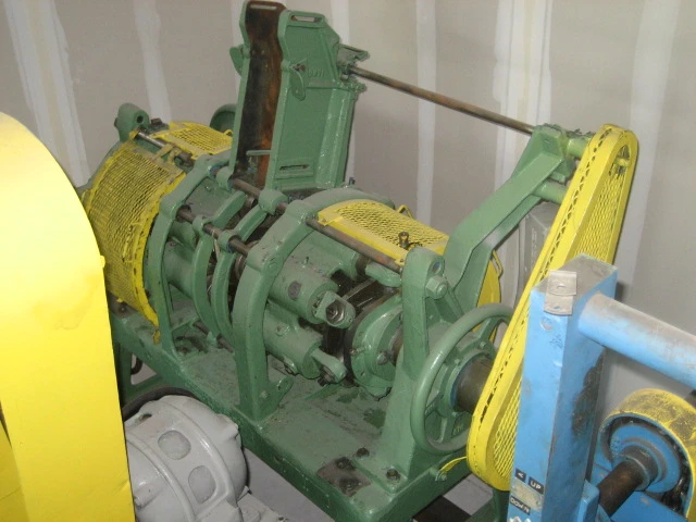 Used _UNKNOWN_ _UNKNOWN_ Flangers New York US | Melvina Can Machinery #1229111
