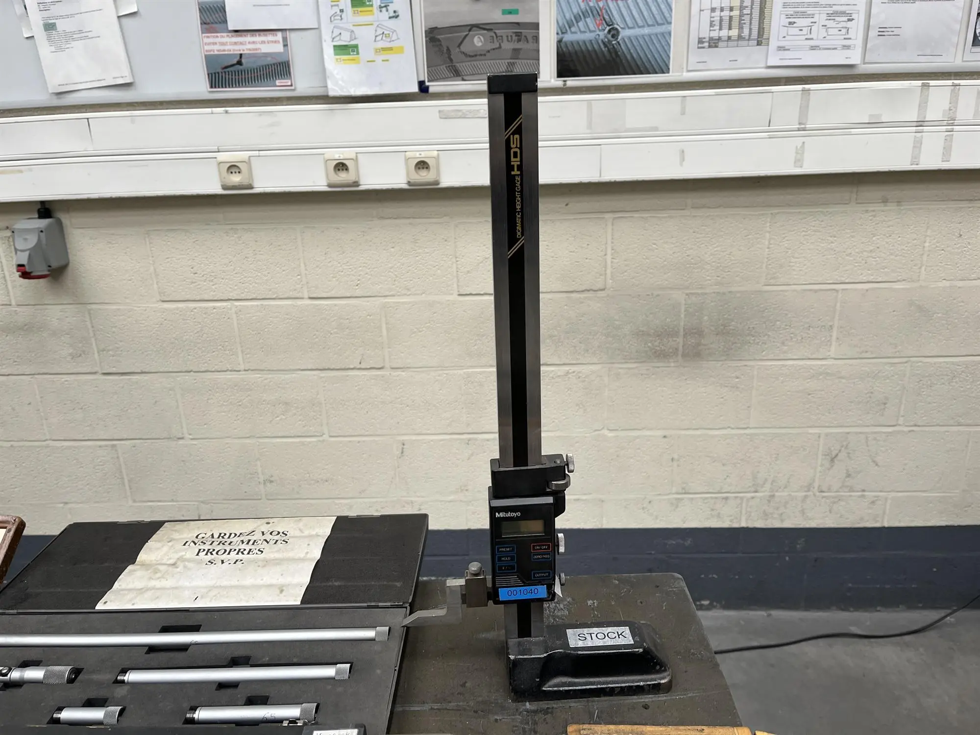 USED MITUTOYO HDS-G24 DIGIMATIC HEIGHT GAUGE HDS