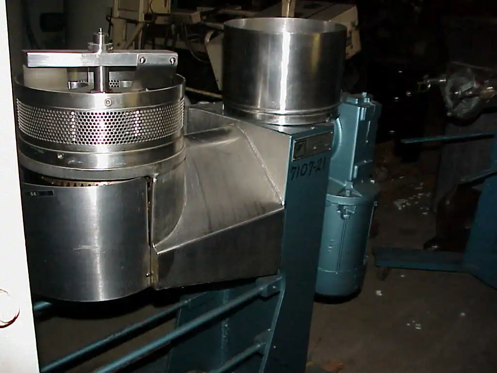 USED VECTOR 570