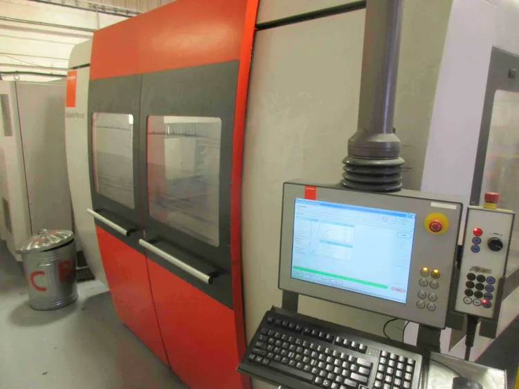 Used 2011 BYSTRONIC BYSPRINT PRO 3015 Laser Cutters GB | Zebra Worldwide Machinery #1142321