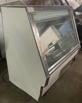 174-0074 52” Commercial Glass Self Contained Full Service Bakery Case