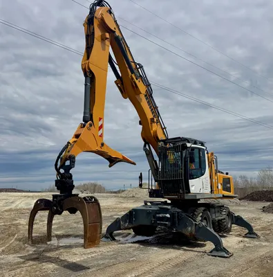 Used 2018 LIEBHERR LH30M Log Loader Ontario CA | Driven Equipment Solutions #1423083