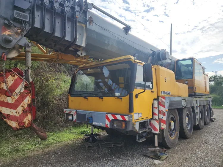 Used 2000 LIEBHERR LTM1090-2 Rough Terrain Cranes Texas US | Uriquip #1421005