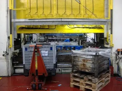 USED BENELLI TRANSFER PRESS 250 TON - 10 STEPS