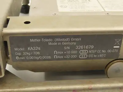 Mettler Toledo KA32S Digital Scale With 15.75X19.5" Base 120VAC IND560 Harsh