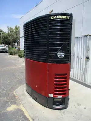 Carrier Transicold Ultra XTC Trailer Refrig unit w/ Reviva V2203DI Diesel Engine
