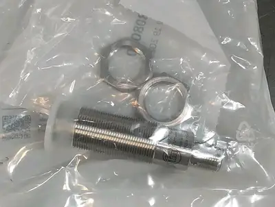 IFM OGT200 Photoelectric Switch Sensor Loc5E3/6