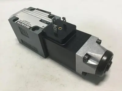 USED REXROTH 4WE6UA51AG24NZ4V