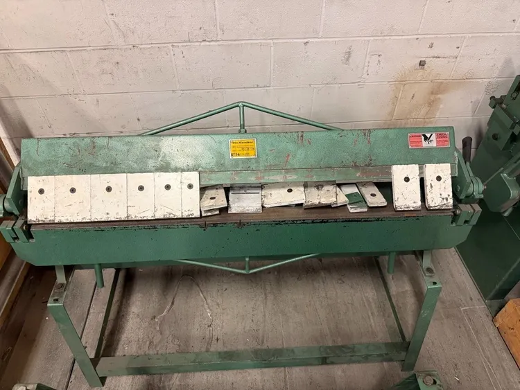 Used TIN KNOCKER TK2248 Box & Pan Brakes including Finger Ontario CA | ListingHippo #1496712