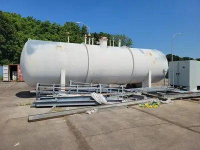 USED 1996 KENNEDY 24,500 GALLON DIESEL FUEL TANK
